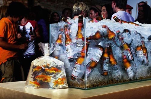 Great Budweiser ads with Budweiser bottles in the aquarium instead of fish - great alcohol ads