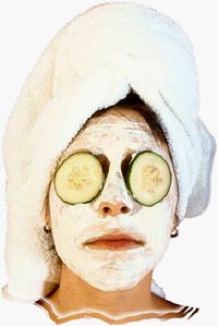 Wellness Valentine: Spa treatments and facial mask with cucumbers.